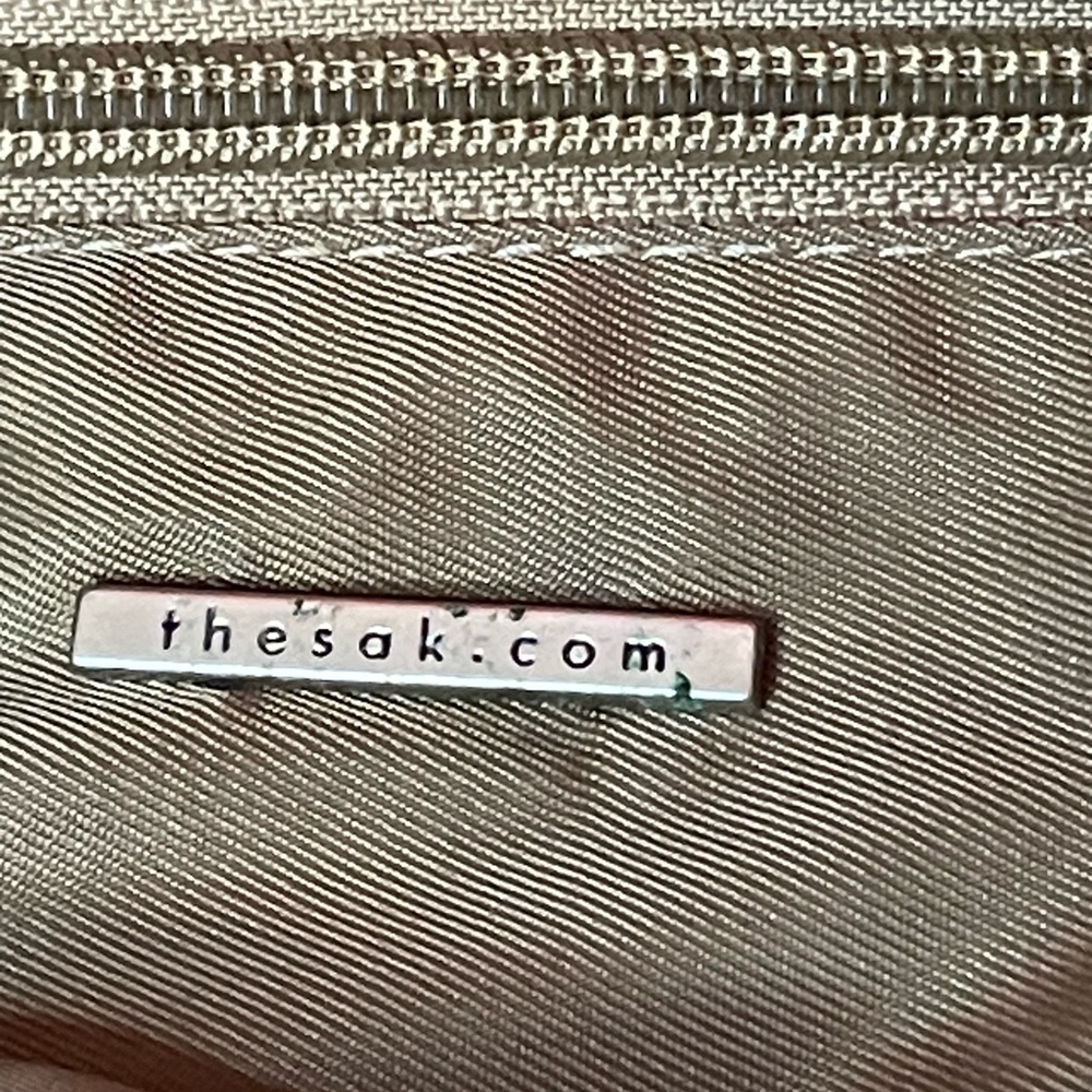 👜 The Sak Crochet Shoulder Bag in a Tan/Beige Color. 👜 - Picture 8 of 8